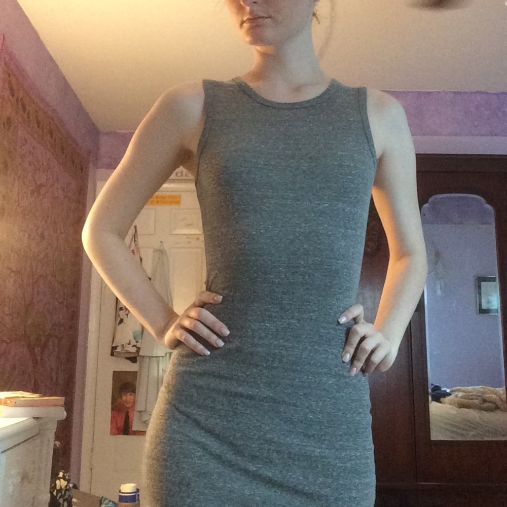 Brandy Melville// Midi dress